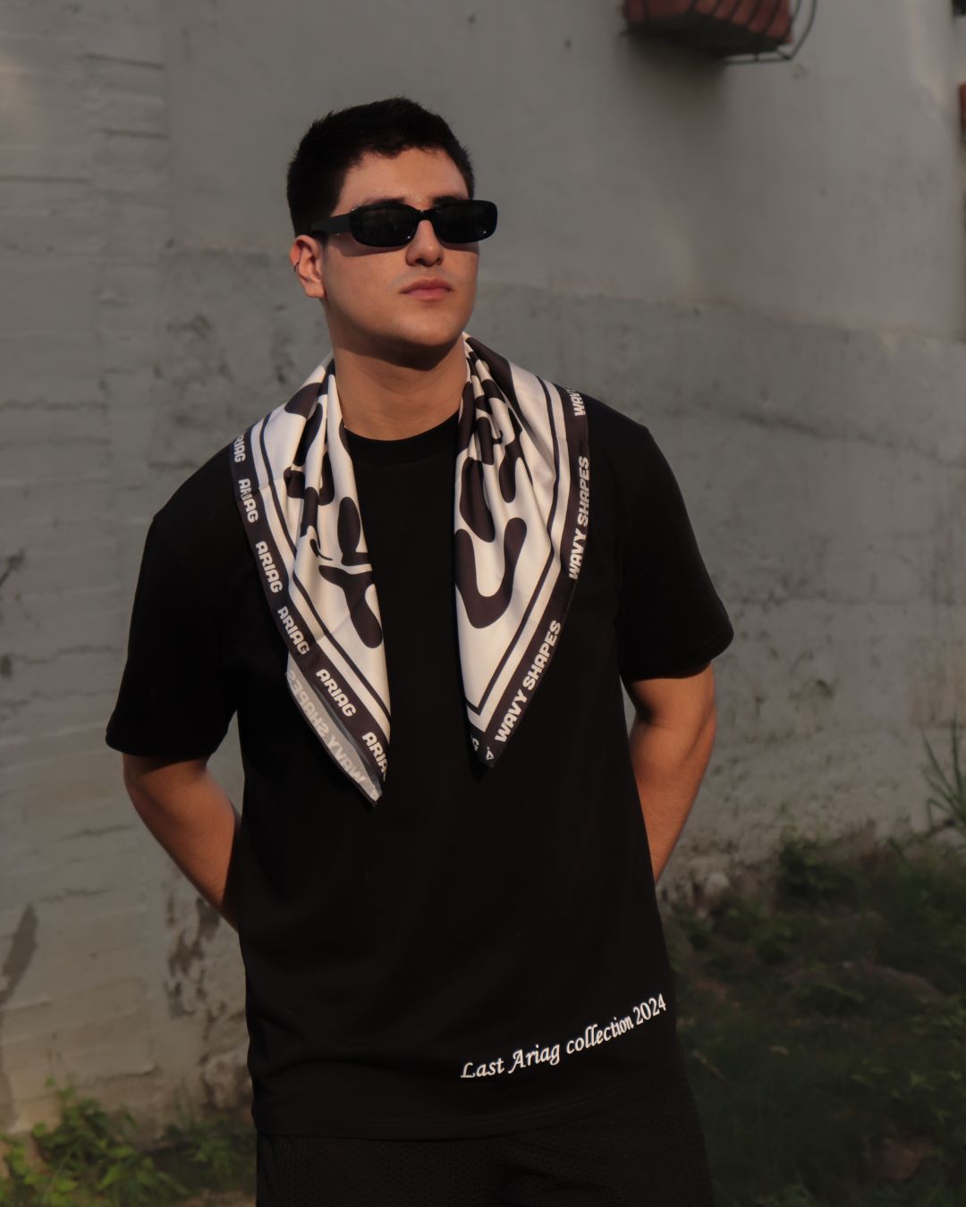 OVERSIZED NEGRA BÁSICA