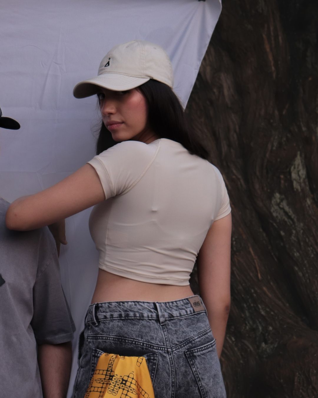 TOP MANGAS BEIGE