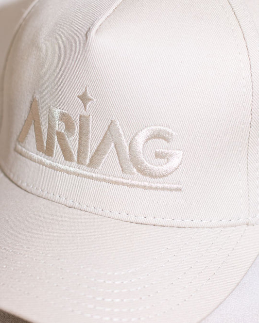 GORRA ARIAG BEIGE