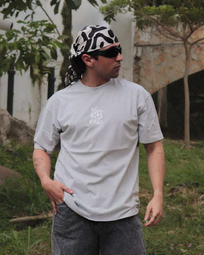 OVERSIZED GRIS CLARO