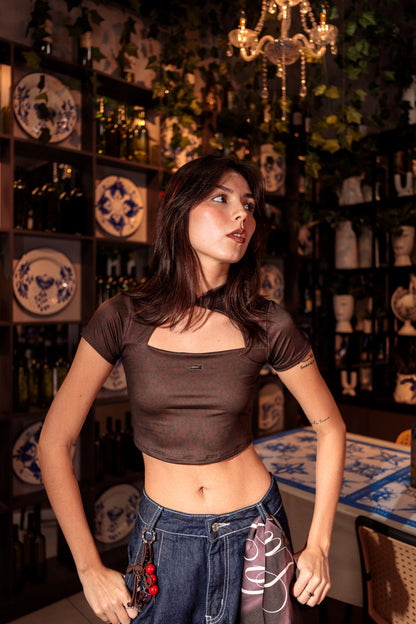 TOP ALTO CUELLO CAFÉ