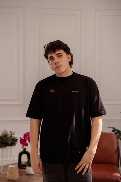 CAMISETA SIMETRÍA BOTÁNICA - OVERSIZED NEGRA