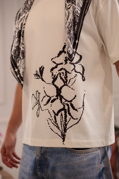 CAMISETA PRESENCIA FLORAL - BOXY FIT CRUDO